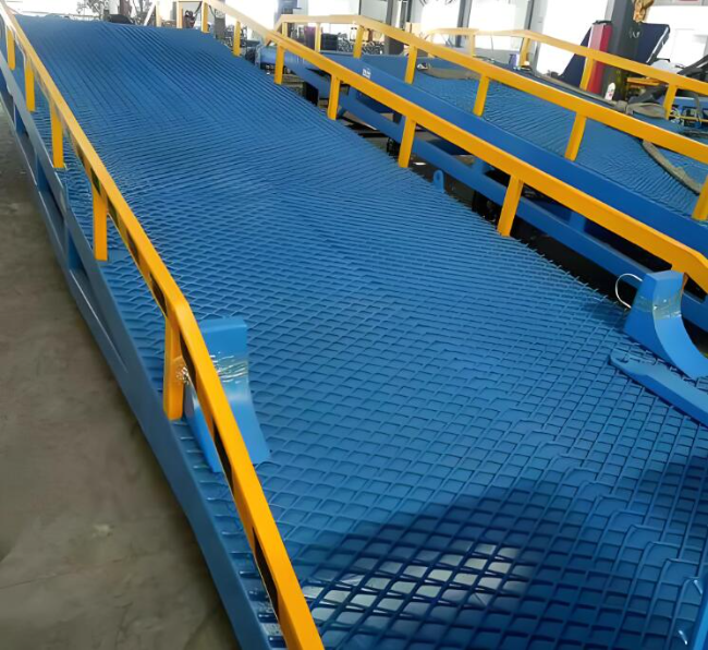 南吕镇移动式液压登车桥